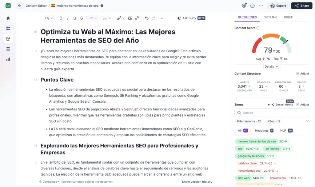 Screenshot of Hook Agency’s content editor with a Spanish SEO article, content guidelines, and analysis on top SEO tools.